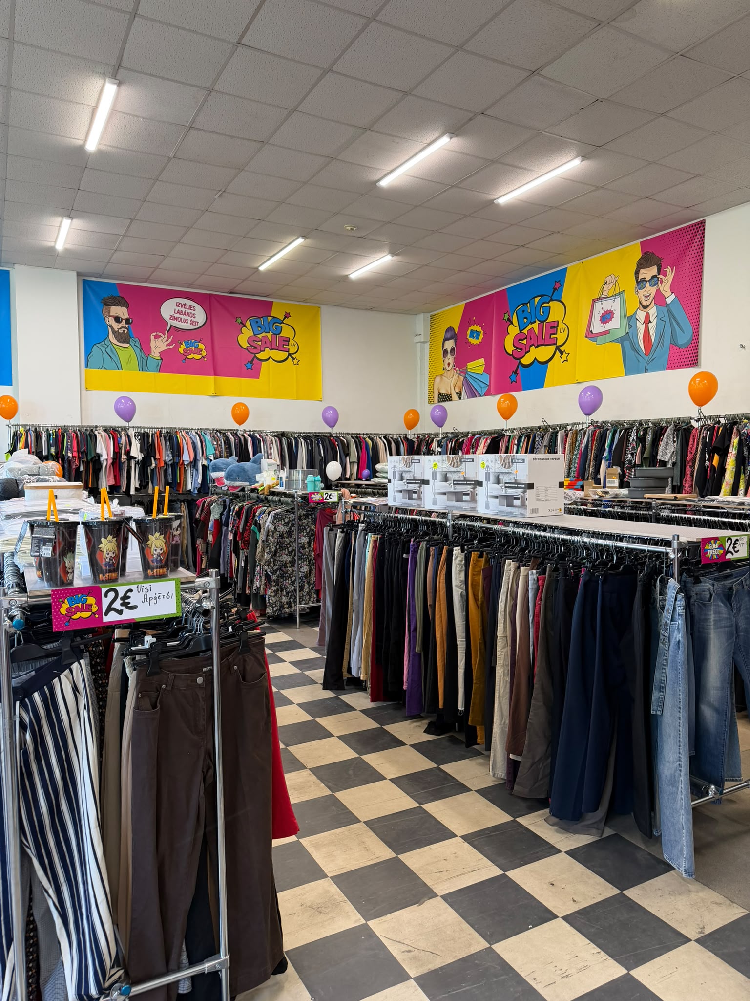 Store image